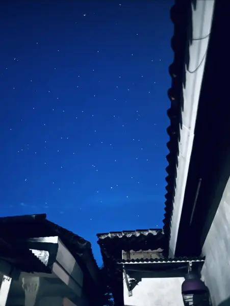 Malam dengan bintang