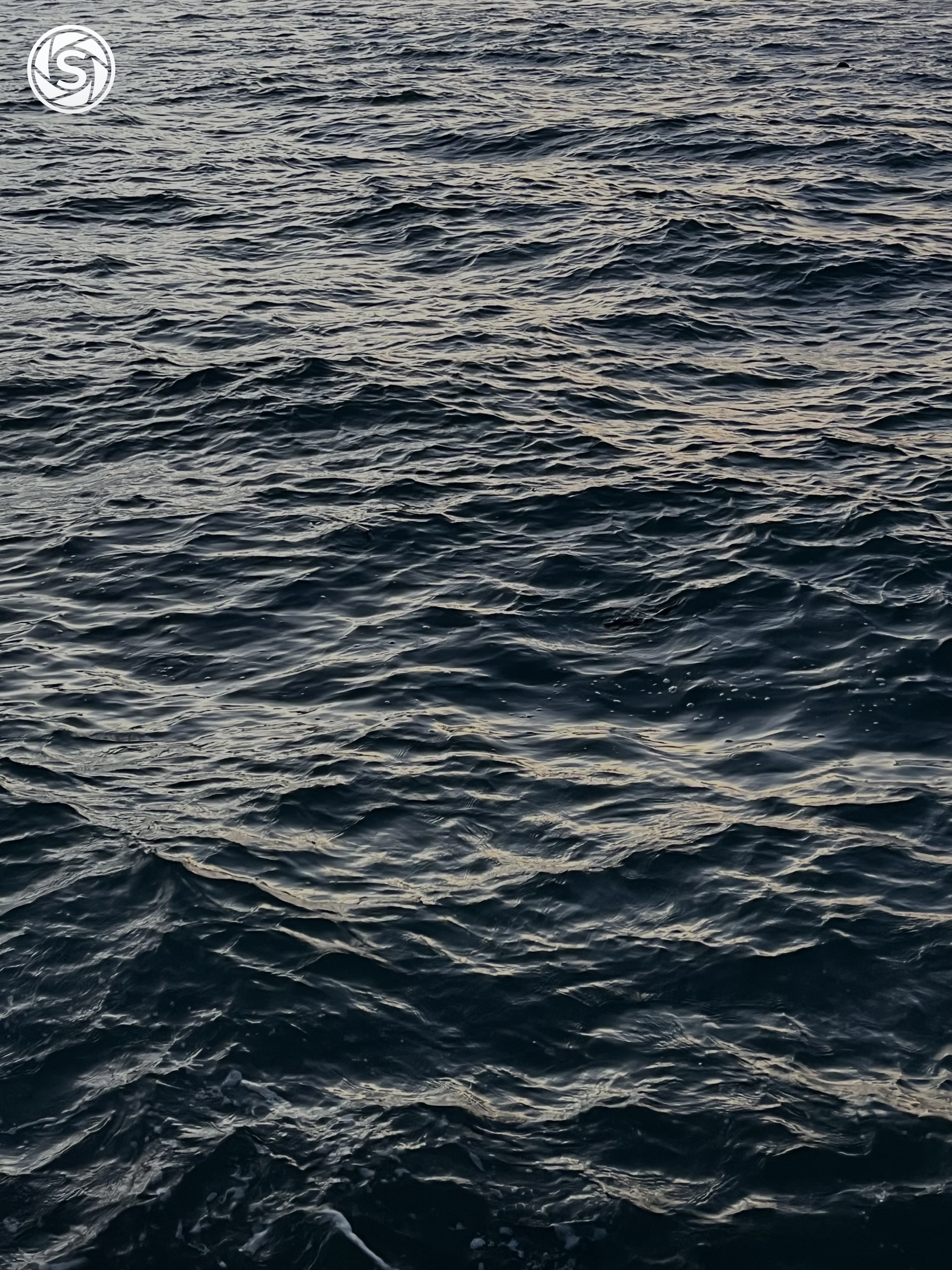 Calm Water - foto oleh Thessa Nadya Gabriella Dayoh di PictStock