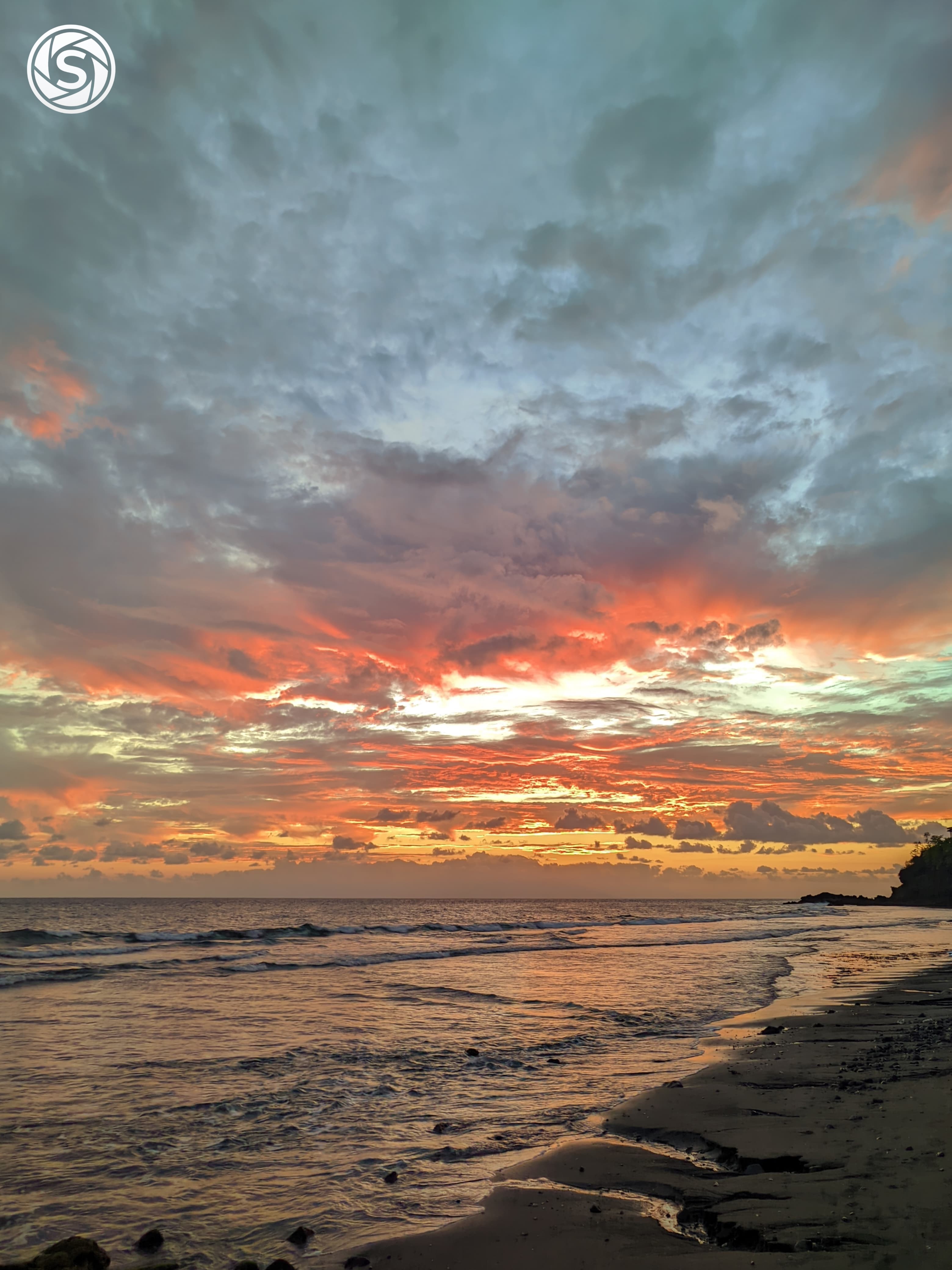 Sunset - foto oleh Schnee Raizar di PictStock