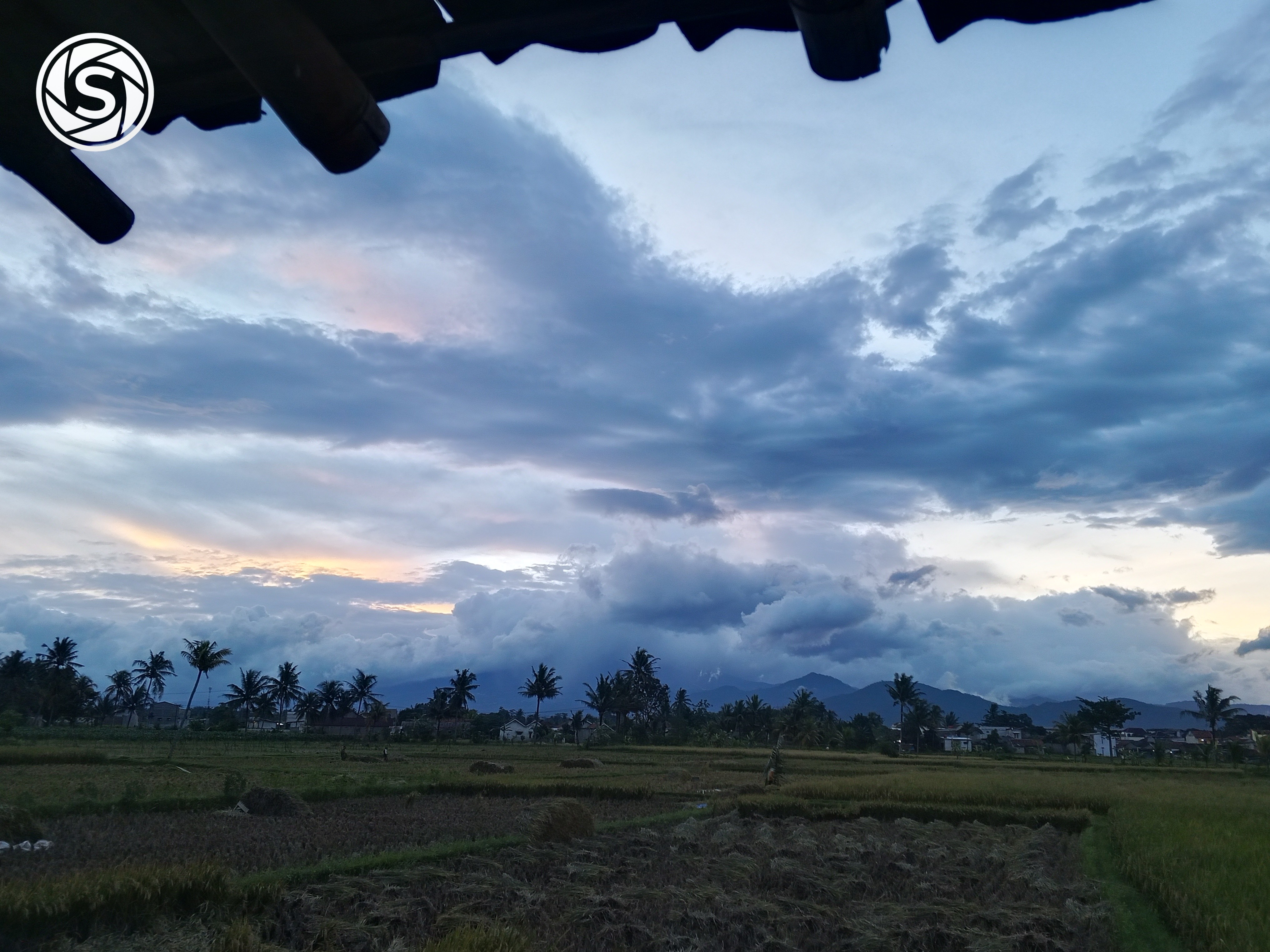 sunset - foto oleh Muhamad Rafli di PictStock