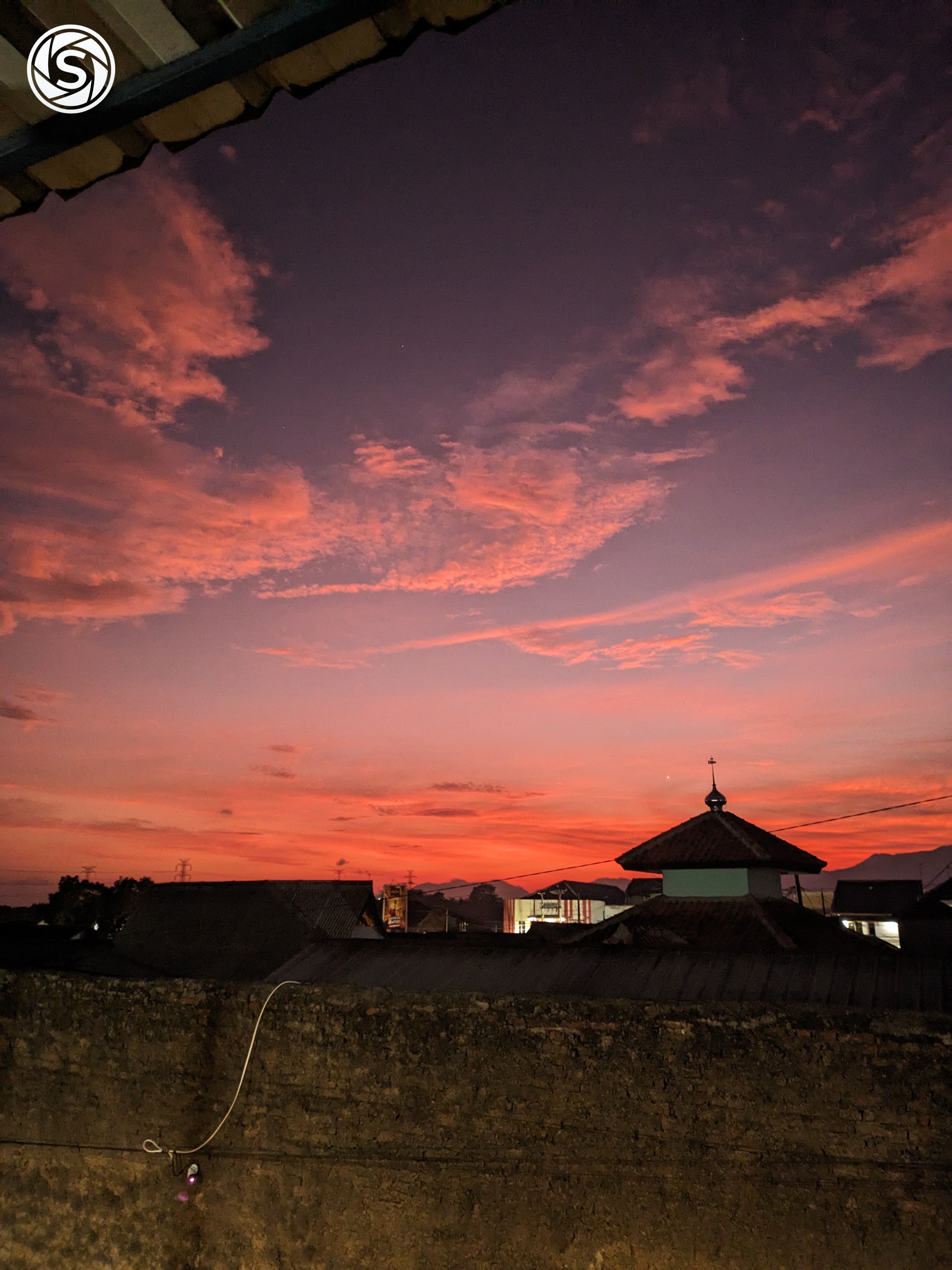 Sunrise - foto oleh Arul Sayid di PictStock