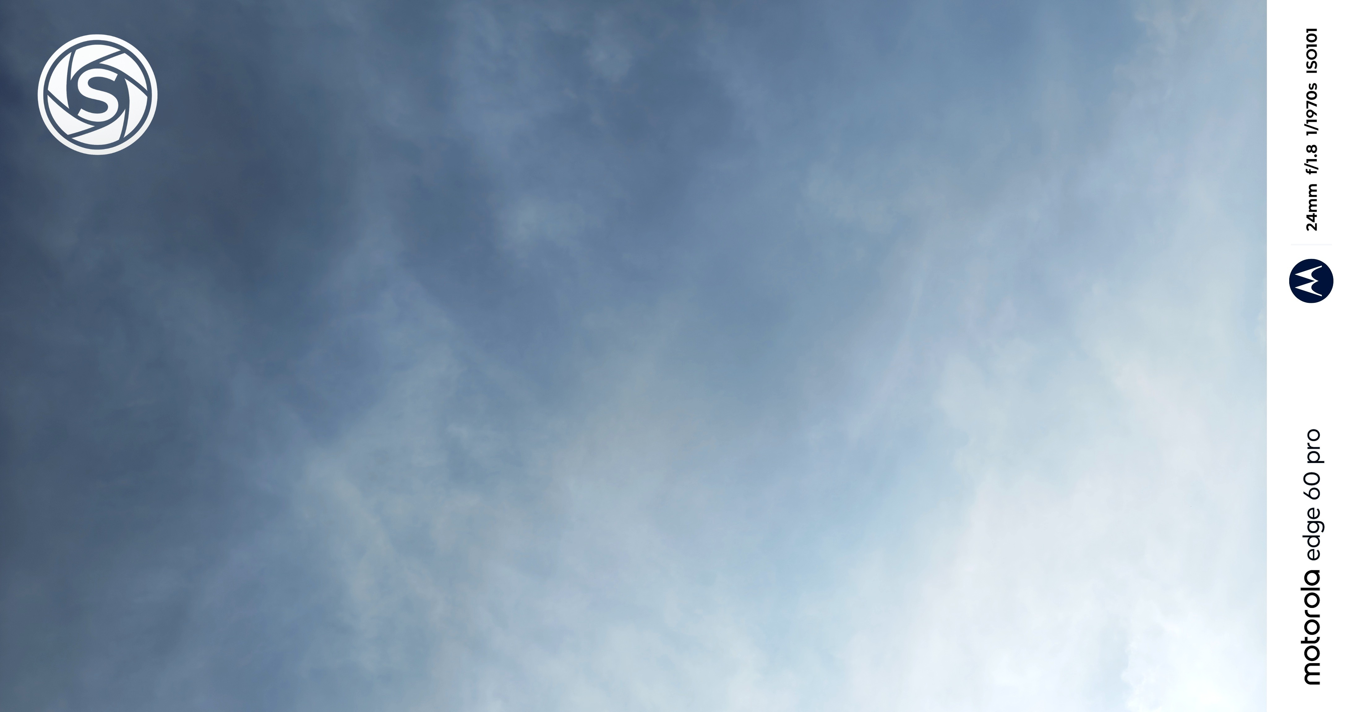 Blue sky - foto oleh Mas Razy di PictStock