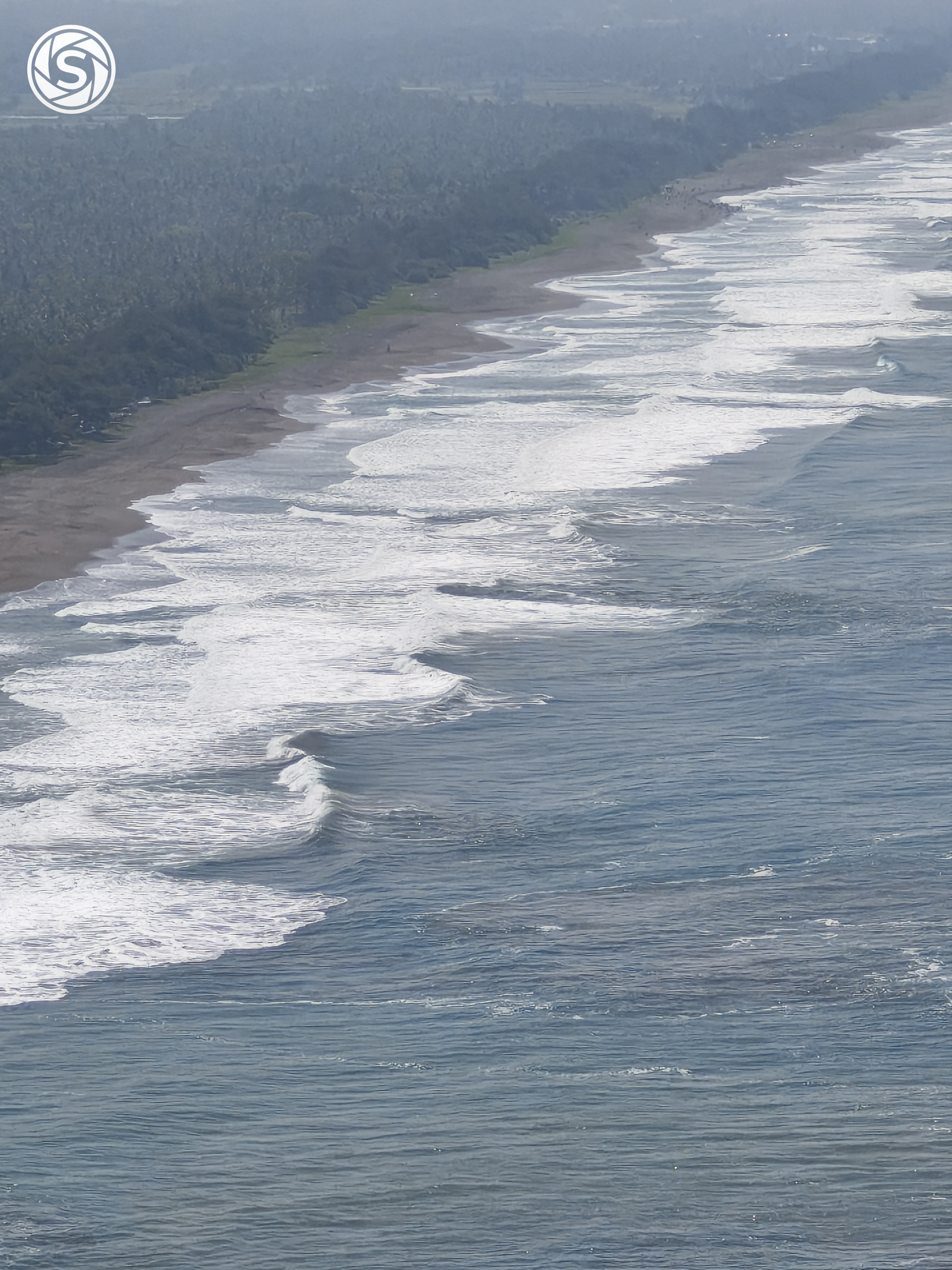 Laut - foto oleh Ilyas Alhafiz di PictStock